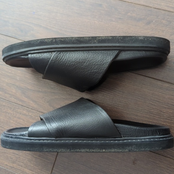 Crisscross Leather Sandals - Picture 5 of 10